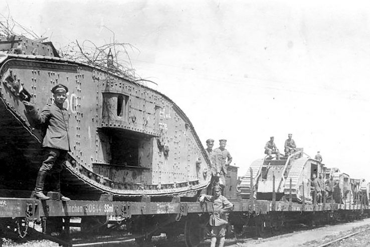 German train British tanks