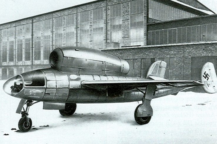 Henschel Hs 132 German dive bomber