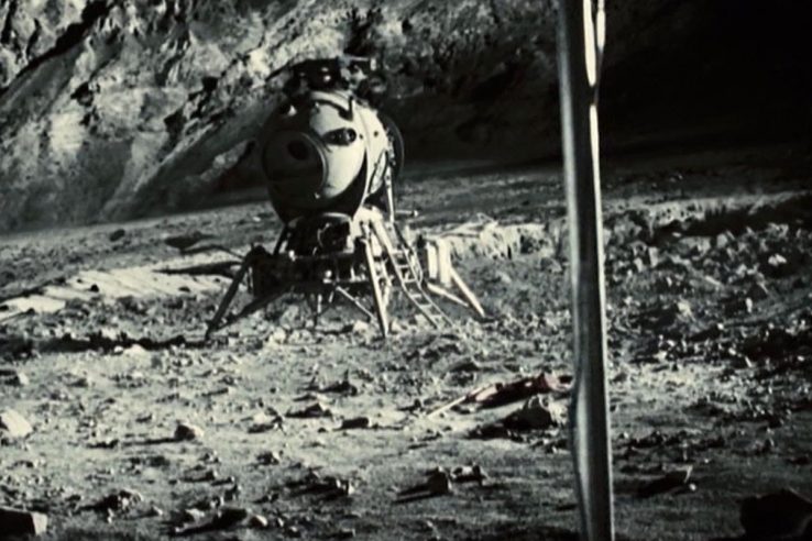 Apollo 18 scene