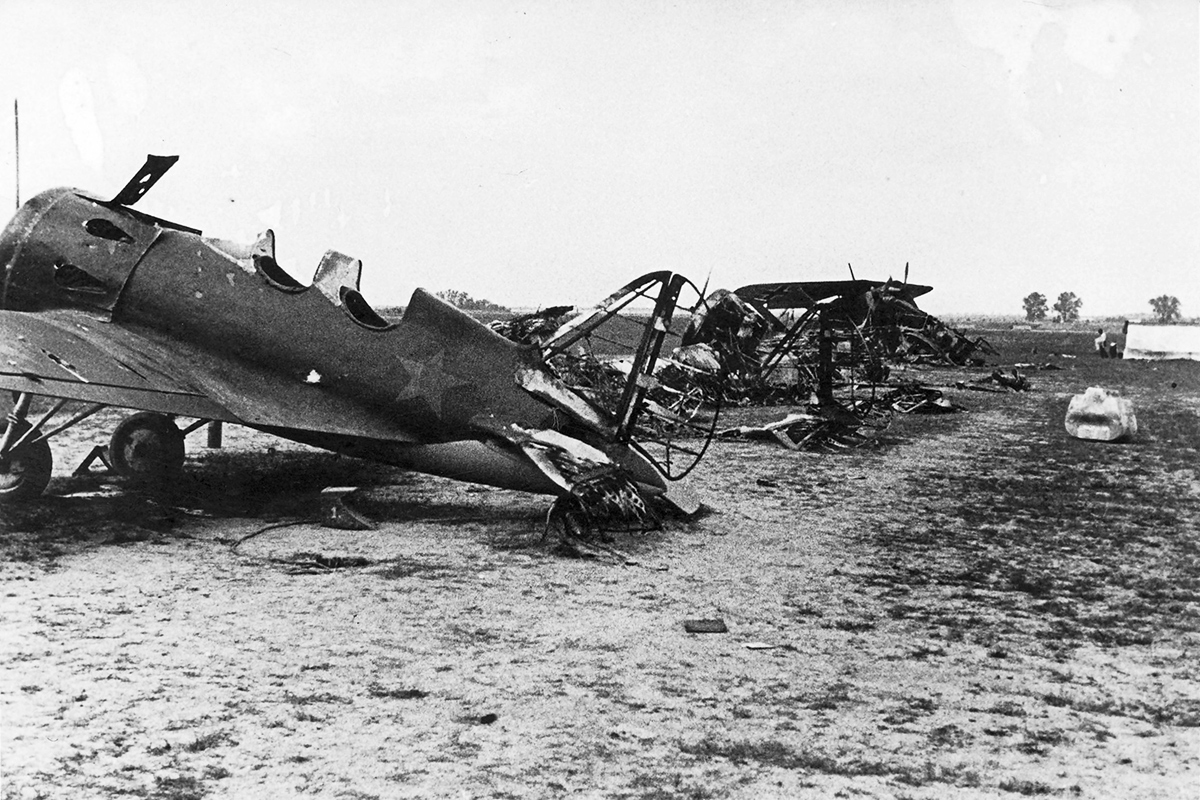 German Soviet warplanes